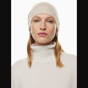 Aritzia Babaton Heather Birch Cream Knit Ribbed Cashmere Slouchy Beanie $68.00
